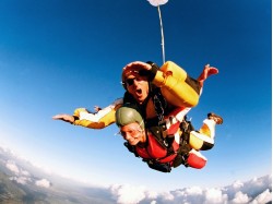 Skydiving for 2 in Bucharest